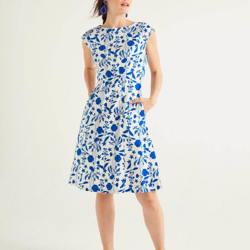 Boden feminine and flattering, fit-and-flare dress. UK Size 18 (USA size 14/16)